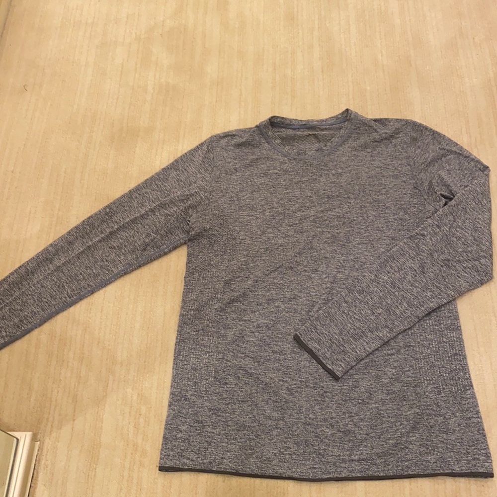 Lululemon metal vent long sleeve shirt